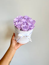 Load image into Gallery viewer, Long Lasting Infinity Roses  (Lavender)
